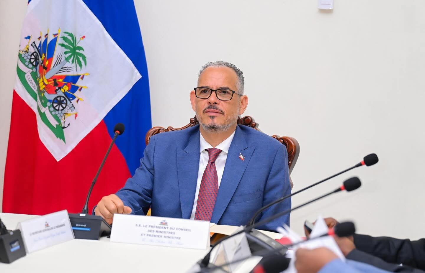 un Conseil des ministres en cours, des nominations attendues