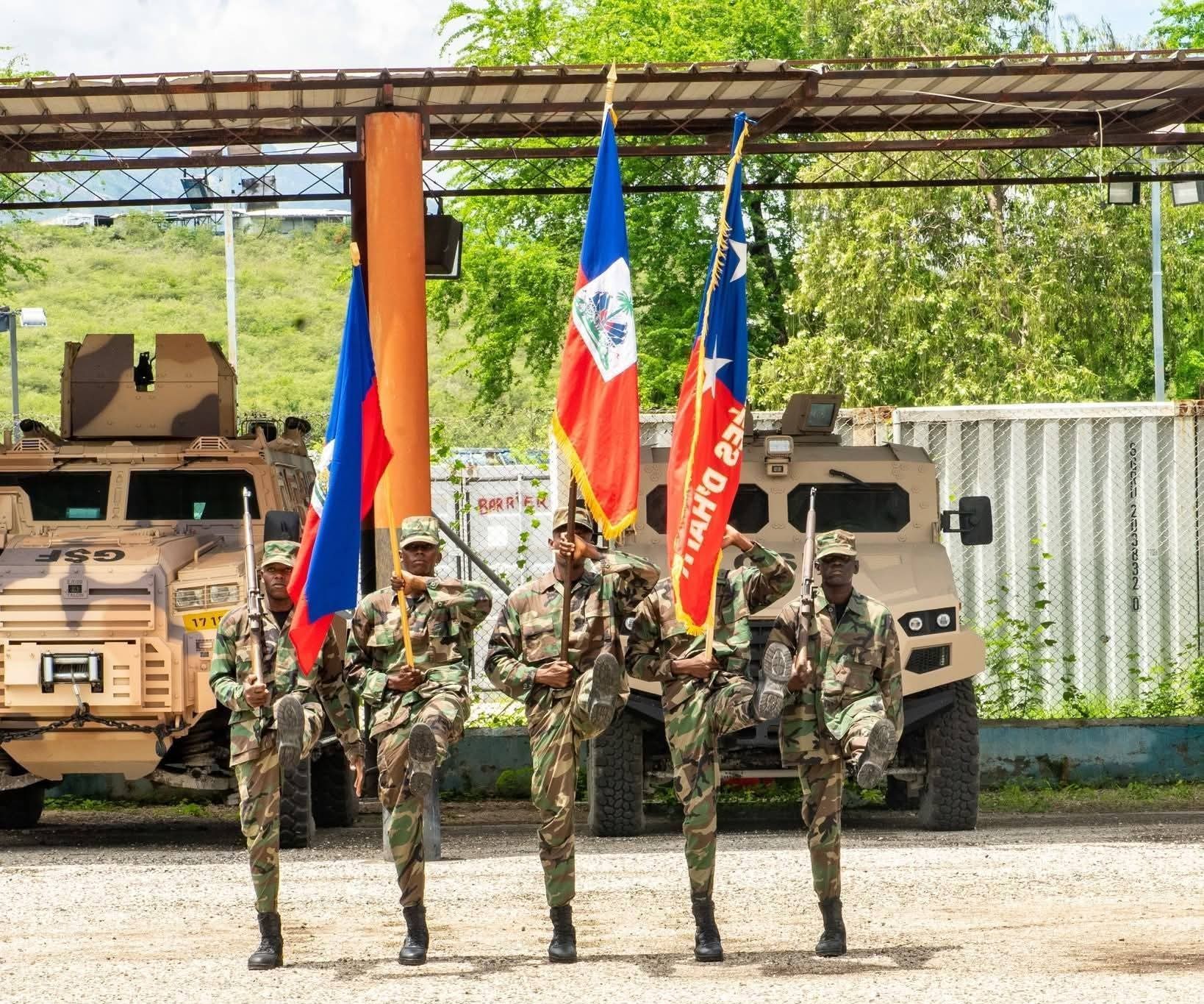 L’armée d’Haïti renforce ses rangs avec 339 nouveaux soldats fraîchement diplômés