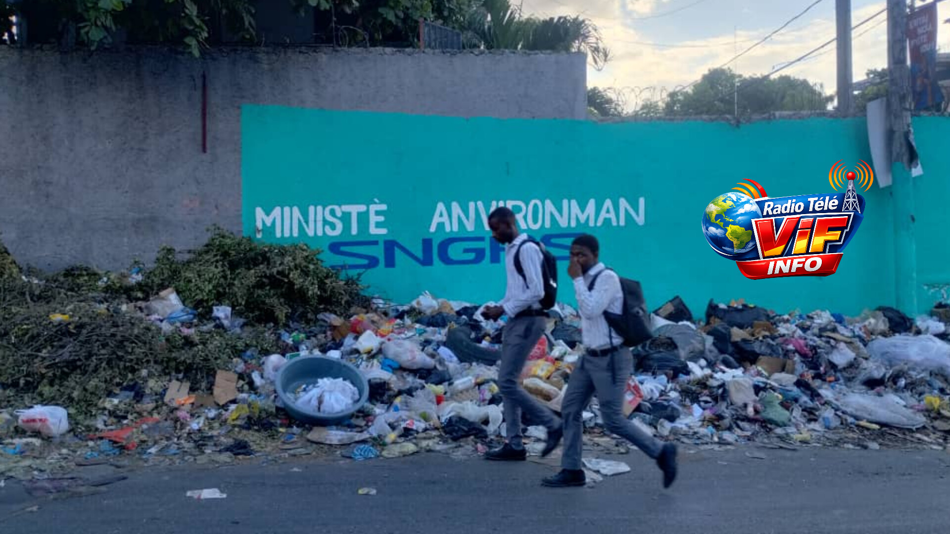 Assainissement en panne: les rues de Delmas, Port-au-Prince, Petion-Ville, Tabarre, transformées en dépotoirs